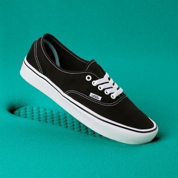 Damske Tenisky Vans Classic Comfycush Authentic Čierne/Biele VA49ODTUL